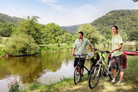 Radfahrer am Werratal-Radweg bei Frankenroda