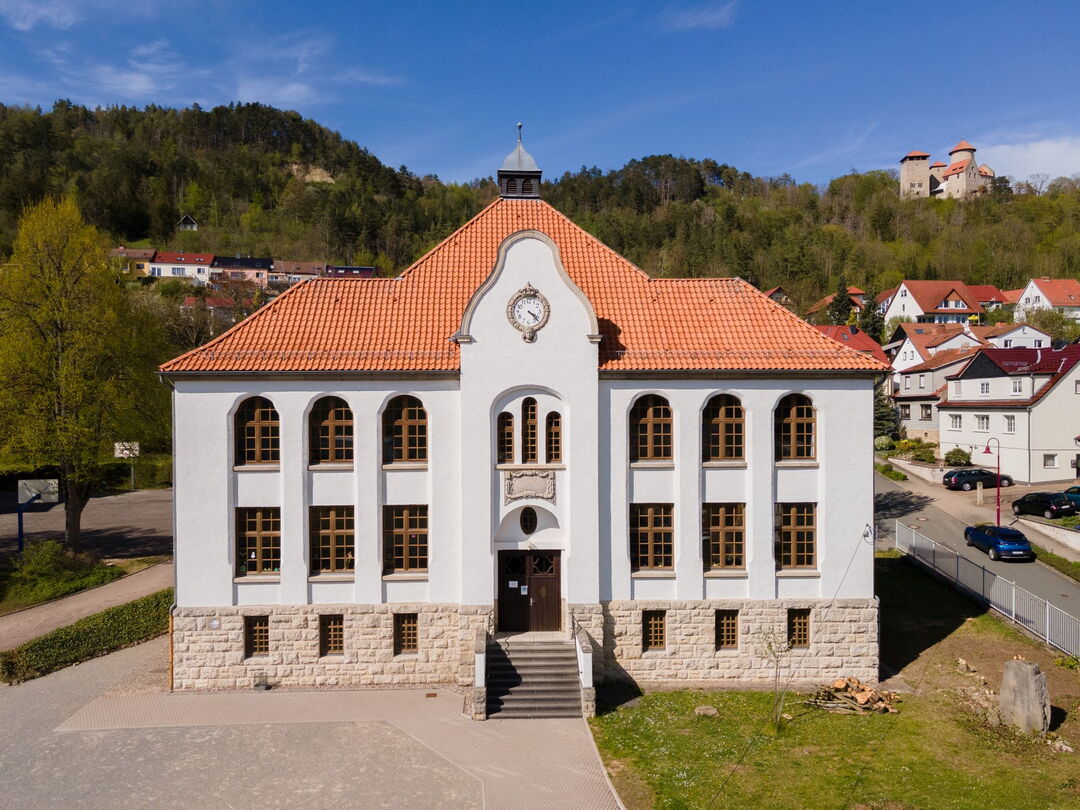 Außenansicht auf das Haus 1 der Gemeinschaftsschule Treffurt